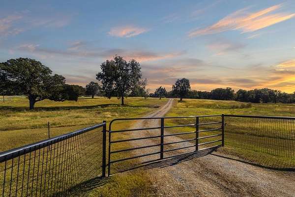 22 Acres of Land for Sale in Kaufman, Texas