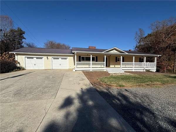 2.16 Acres of Residential Land with Home for Lease in Mocksville, North Carolina