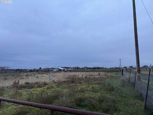 1.2 Acres of Residential Land for Sale in Irrigon, Oregon