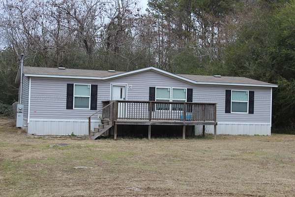 5 Acres of Residential Land with Home for Sale in Jasper, Alabama