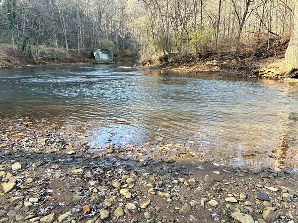 140 Acres of Recreational Land for Sale in Grindstone, Pennsylvania