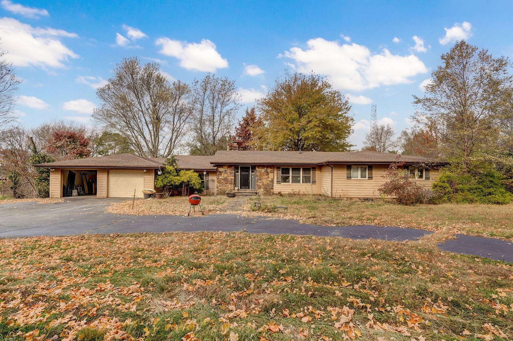 1.8 Acres of Residential Land with Home for Sale in Ozark, Missouri