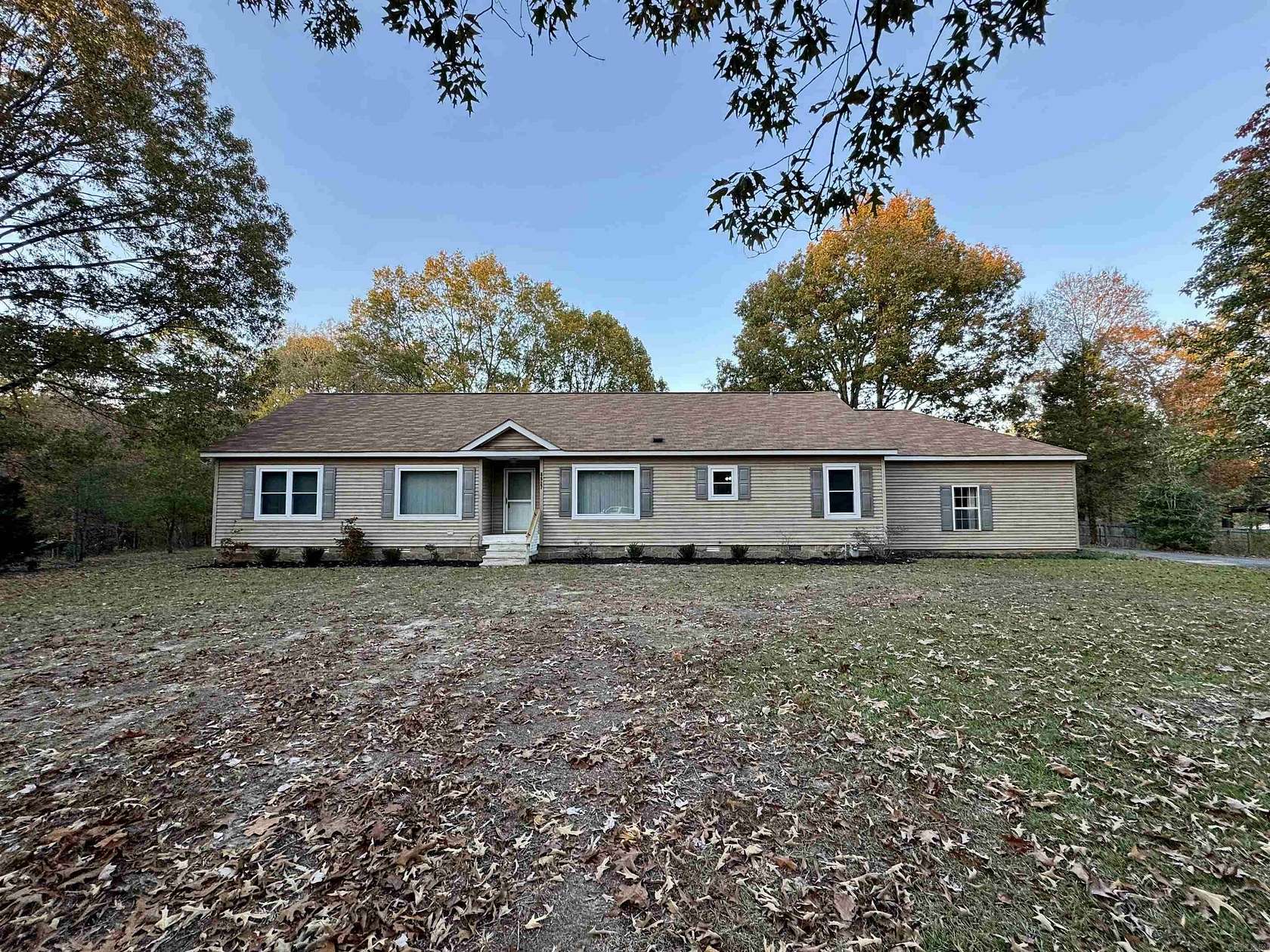 3.13 Acres of Residential Land with Home for Sale in Mabelvale, Arkansas