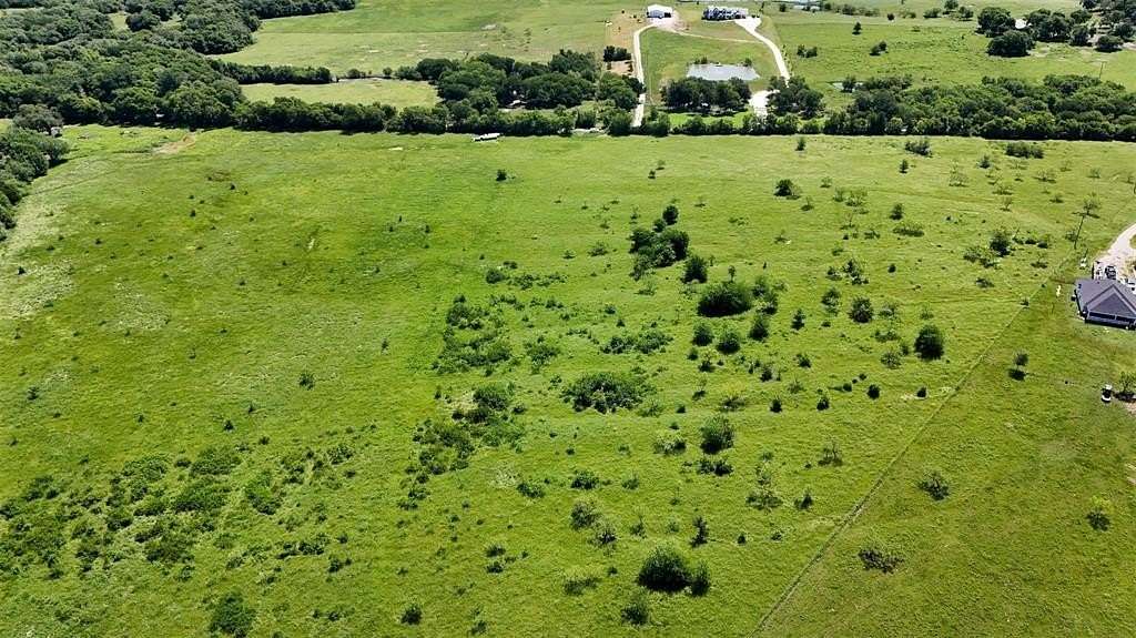 5.37 Acres of Residential Land for Sale in Ennis, Texas