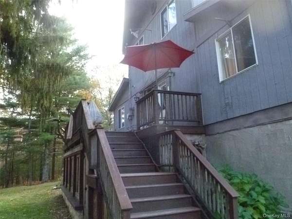 2.5 Acres of Residential Land with Home for Sale in Marlboro, New York