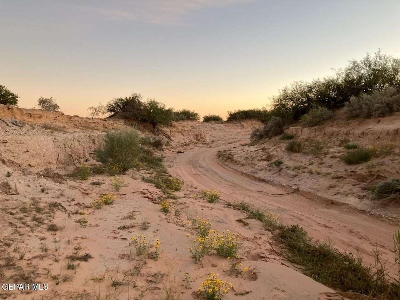 5 Acres of Land for Sale in El Paso, Texas