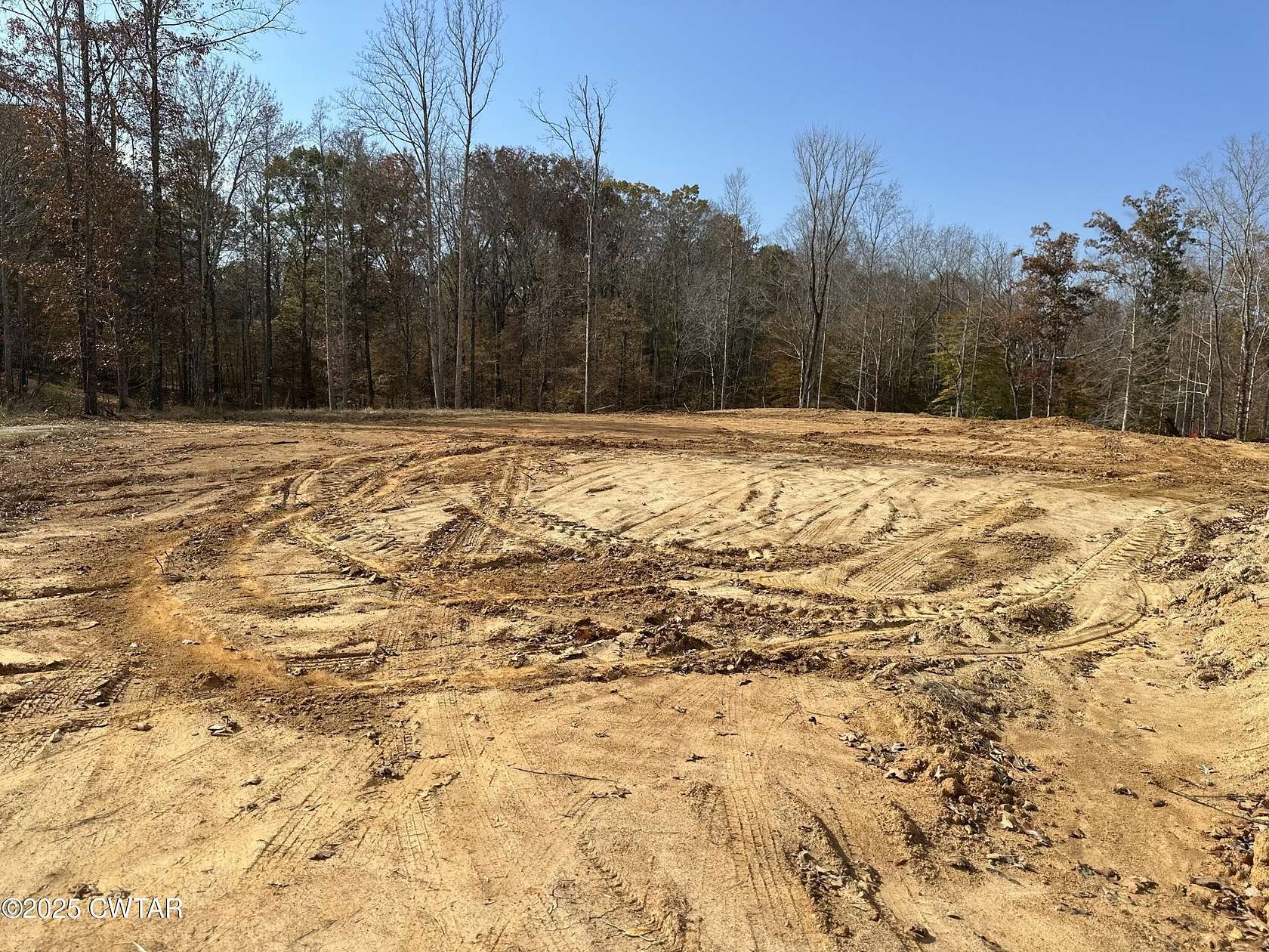 1.37 Acres of Residential Land for Sale in Reagan, Tennessee