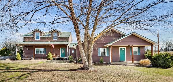 13 Acres of Land with Home for Sale in Cross Plains, Tennessee