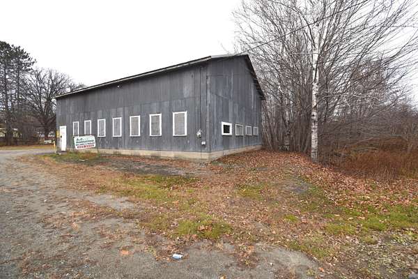 2.3 Acres of Improved Commercial Land for Sale in Pittsfield, Maine