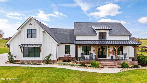 8 Acres of Residential Land with Home for Sale in Strawberry Plains, Tennessee