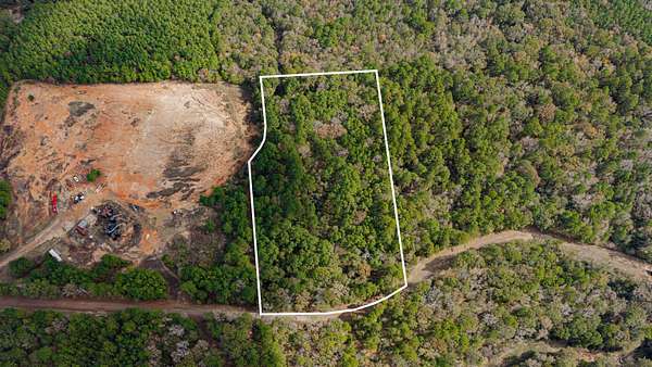 11.8 Acres of Land for Sale in Kilgore, Texas