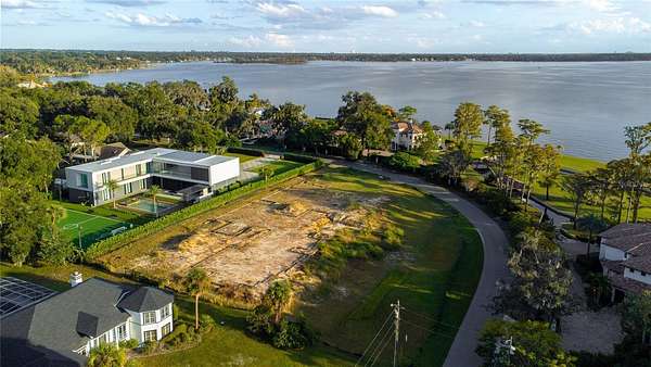 1.2 Acres of Residential Land for Sale in Windermere, Florida