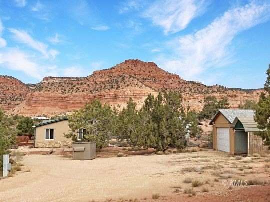 4.6 Acres of Land with Home for Sale in Kanab, Utah