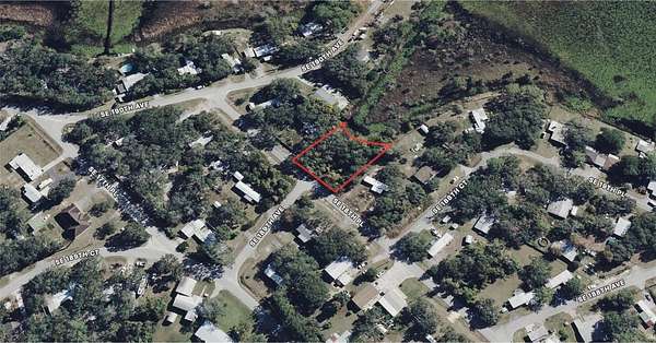 0.33 Acres of Residential Land for Sale in Silver Springs, Florida