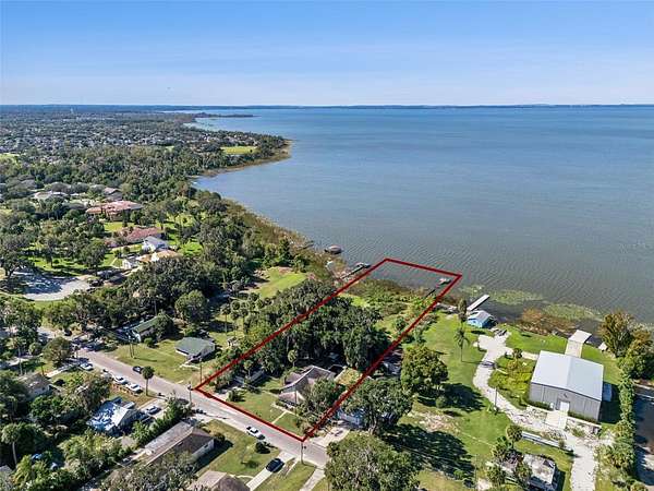 2.14 Acres of Improved Mixed-Use Land for Sale in Apopka, Florida