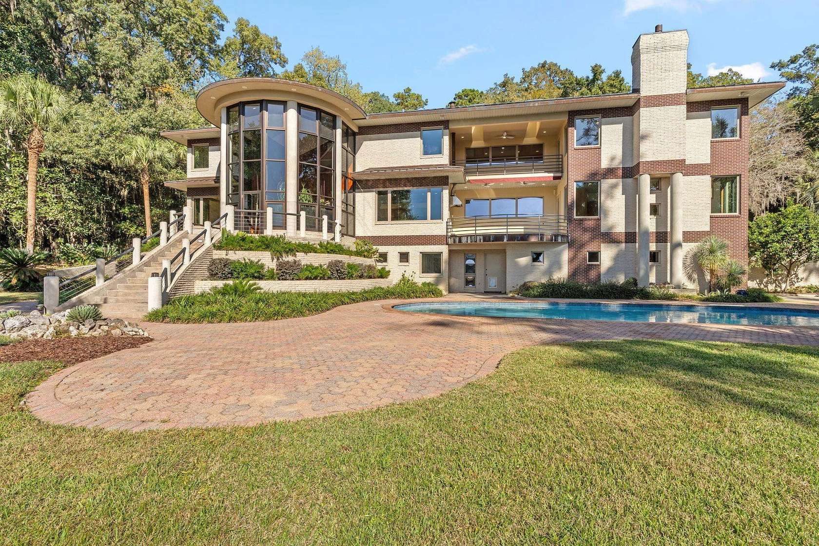 4.89 Acres of Residential Land with Home for Sale in Tallahassee, Florida