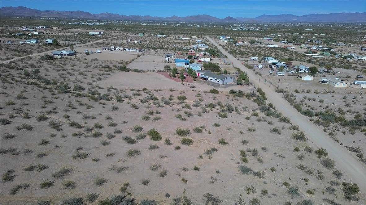 1.1 Acres of Residential Land for Sale in Golden Valley, Arizona