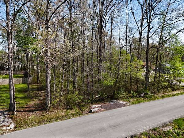0.8 Acres of Residential Land for Sale in Manchester, Tennessee