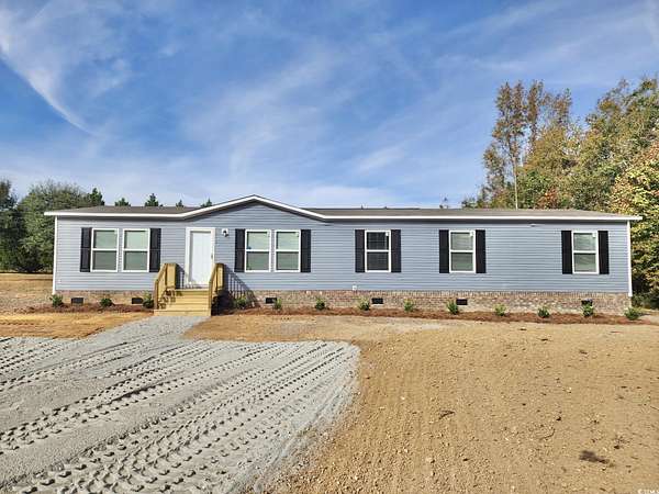 1.73 Acres of Residential Land with Home for Sale in Marion, South Carolina