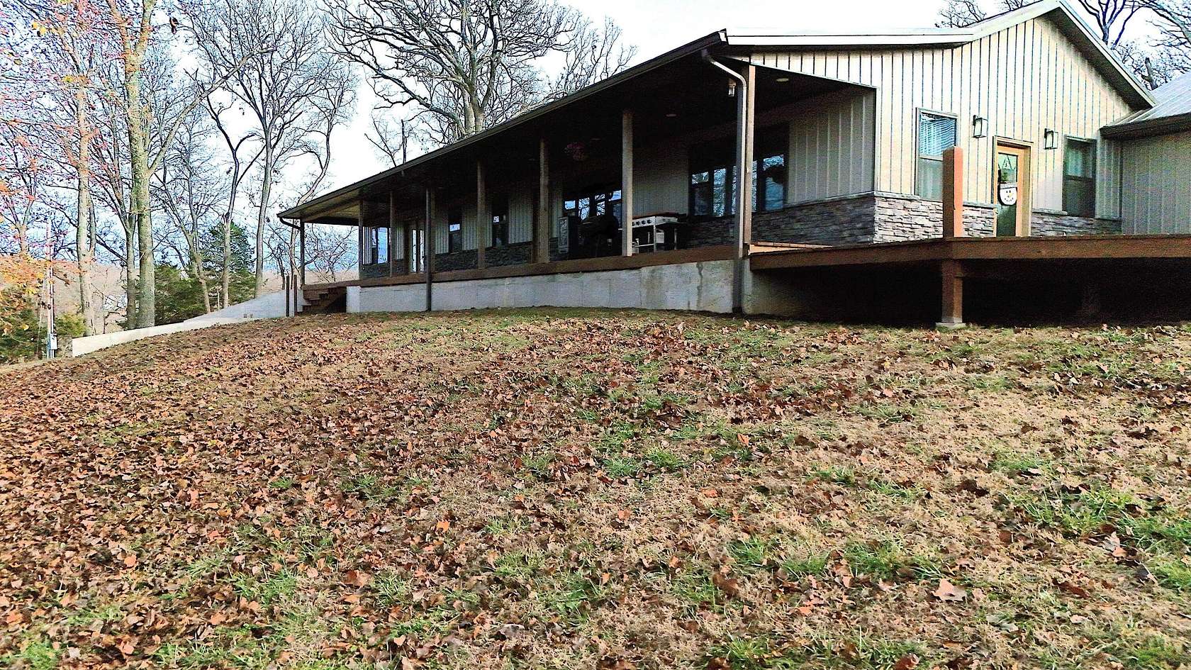 6.4 Acres of Residential Land with Home for Sale in El Dorado Springs, Missouri