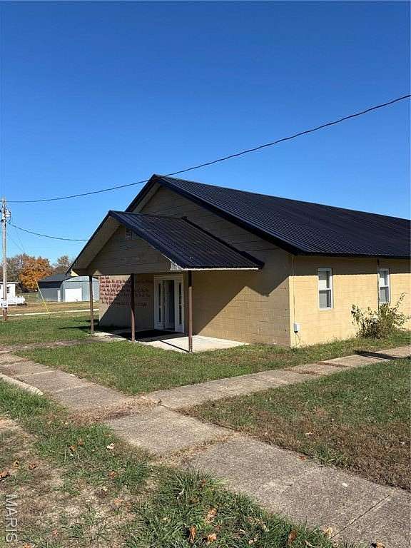 5 Acres of Improved Residential Land for Sale in Salem, Missouri