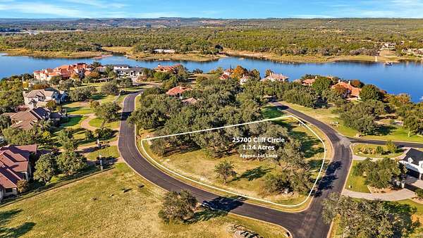 1.14 Acres of Residential Land for Sale in Spicewood, Texas