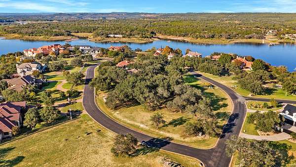 1.14 Acres of Residential Land for Sale in Spicewood, Texas