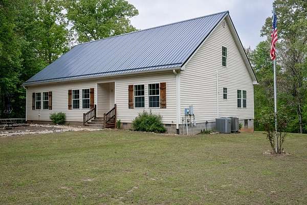 5.58 Acres of Land with Home for Sale in Cumberland, Virginia