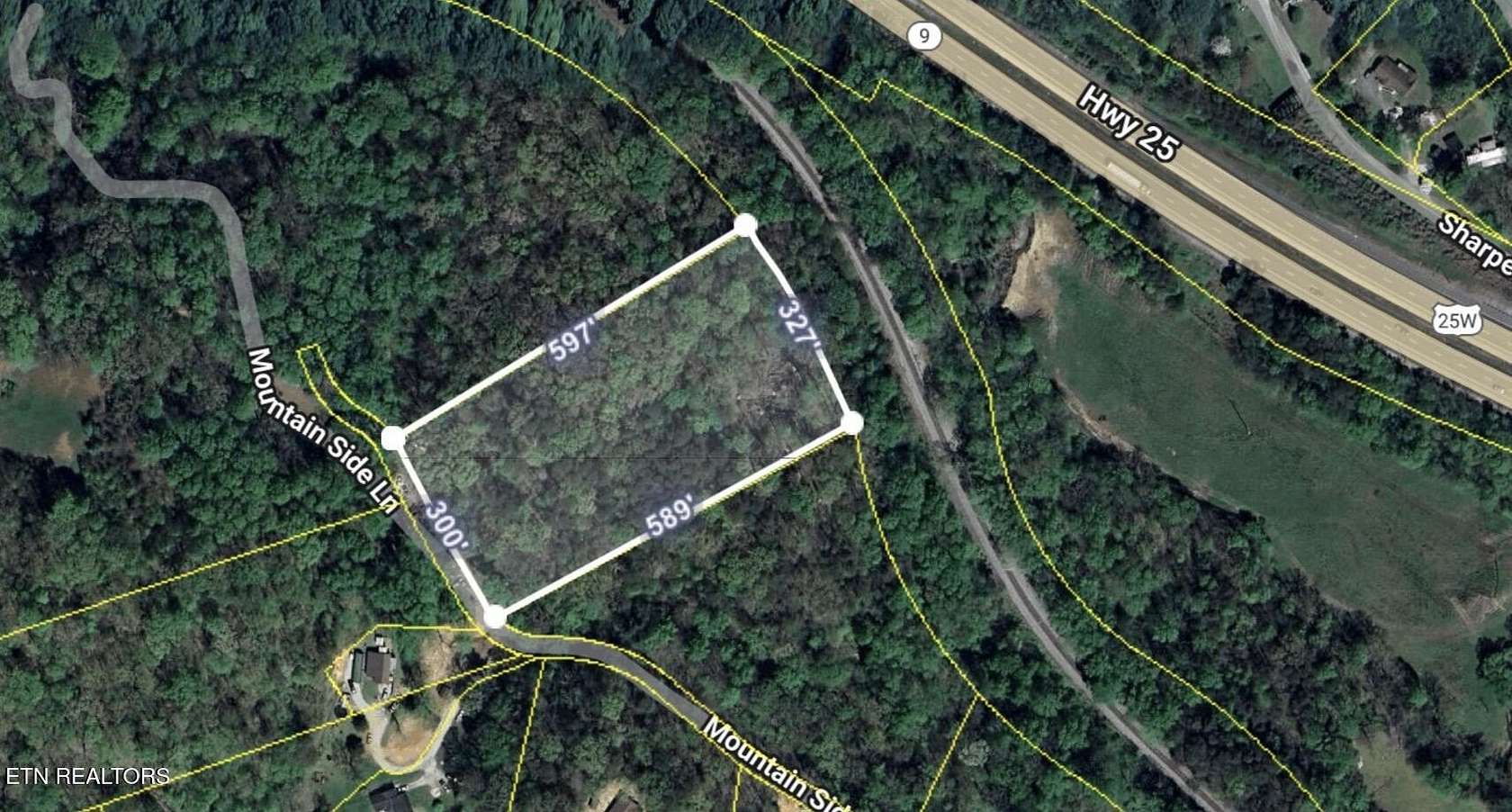 4.5 Acres of Residential Land for Sale in Rocky Top, Tennessee