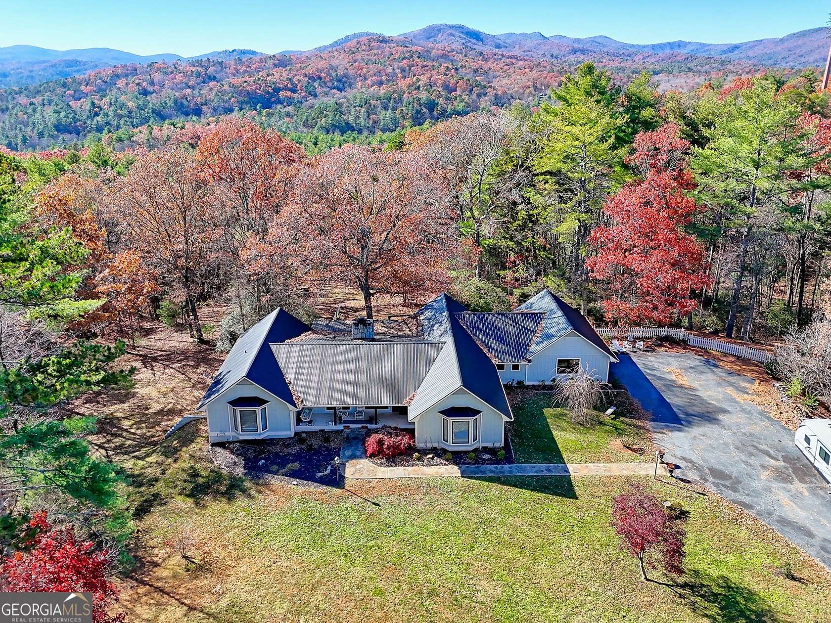 5 Acres of Land with Home for Sale in Lakemont, Georgia