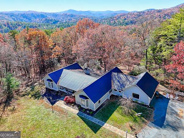 5 Acres of Land with Home for Sale in Lakemont, Georgia