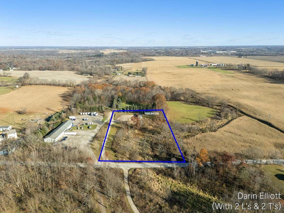 3.1 Acres of Residential Land with Home for Sale in Saranac, Michigan