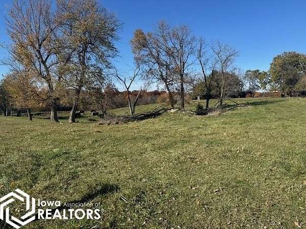 39.4 Acres of Agricultural Land for Sale in Russell, Iowa
