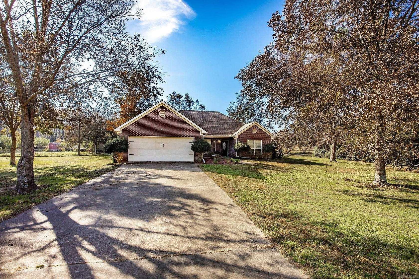 5.5 Acres of Land with Home for Sale in Lonoke, Arkansas