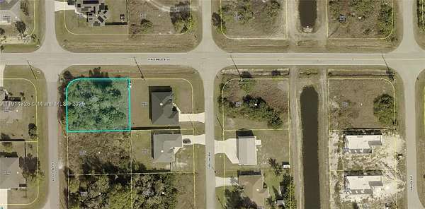 Residential Land for Sale in Lehigh Acres, Florida