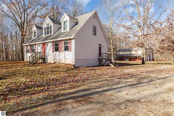 7.5 Acres of Residential Land with Home for Sale in Mount Pleasant, Michigan