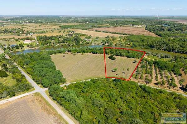3.7 Acres of Residential Land for Sale in Bayview, Texas