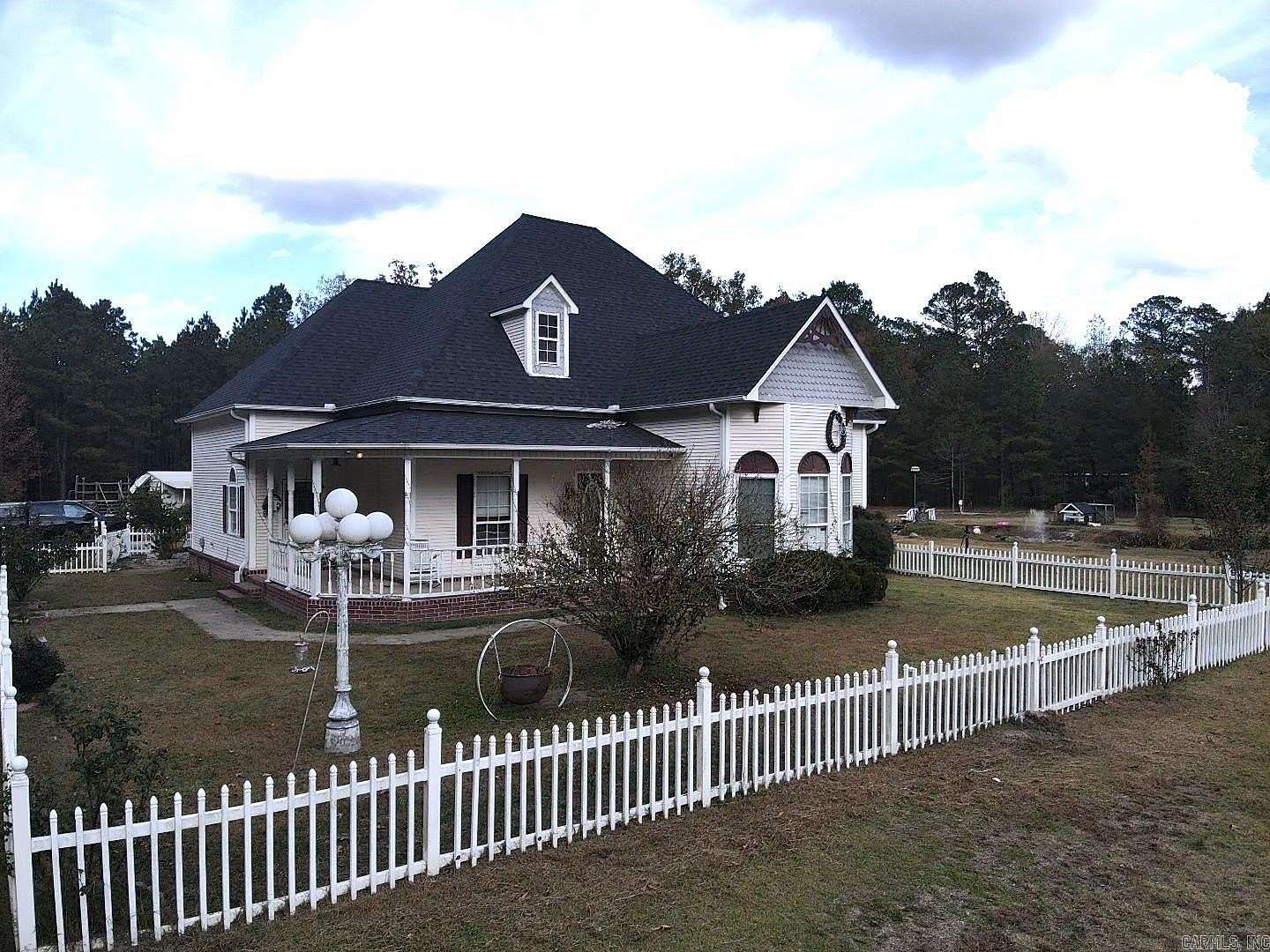 7 Acres of Residential Land with Home for Sale in Malvern, Arkansas