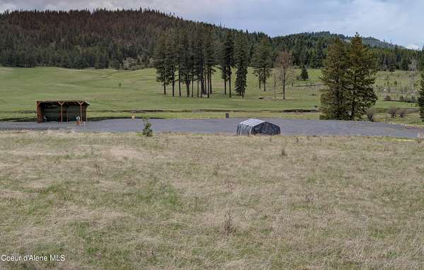 20 Acres of Land for Sale in Santa, Idaho