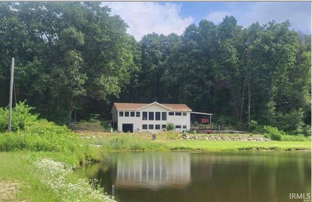 100 Acres of Land with Home for Sale in Knox, Indiana