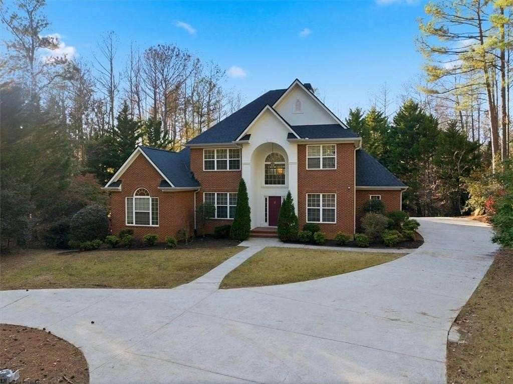1.56 Acres of Land with Home for Sale in Newnan, Georgia