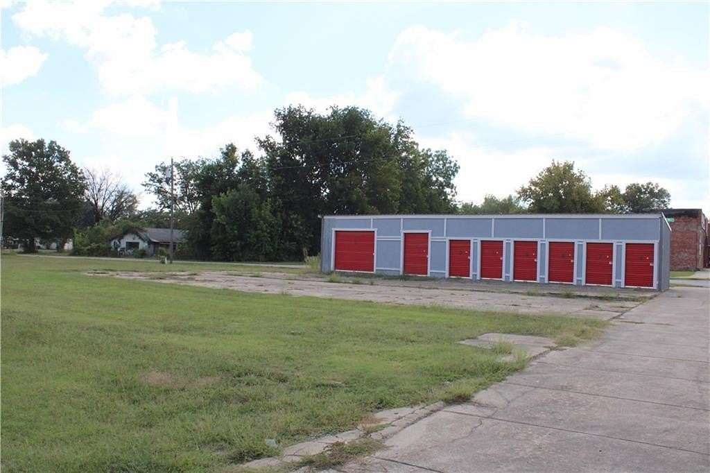 0.32 Acres of Commercial Land for Sale in Mulberry, Kansas