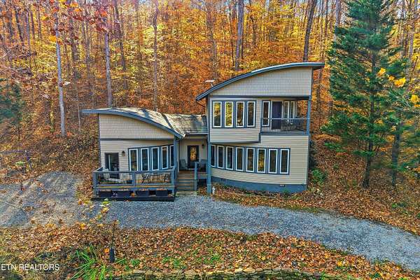 6.79 Acres of Residential Land with Home for Sale in Maryville, Tennessee