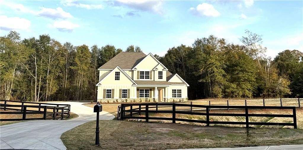 2.3 Acres of Residential Land with Home for Sale in Fort Mitchell, Alabama