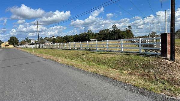 3.12 Acres of Residential Land for Sale in Sulphur, Louisiana