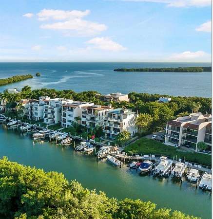 Land for Sale in Palmetto Bay, Florida