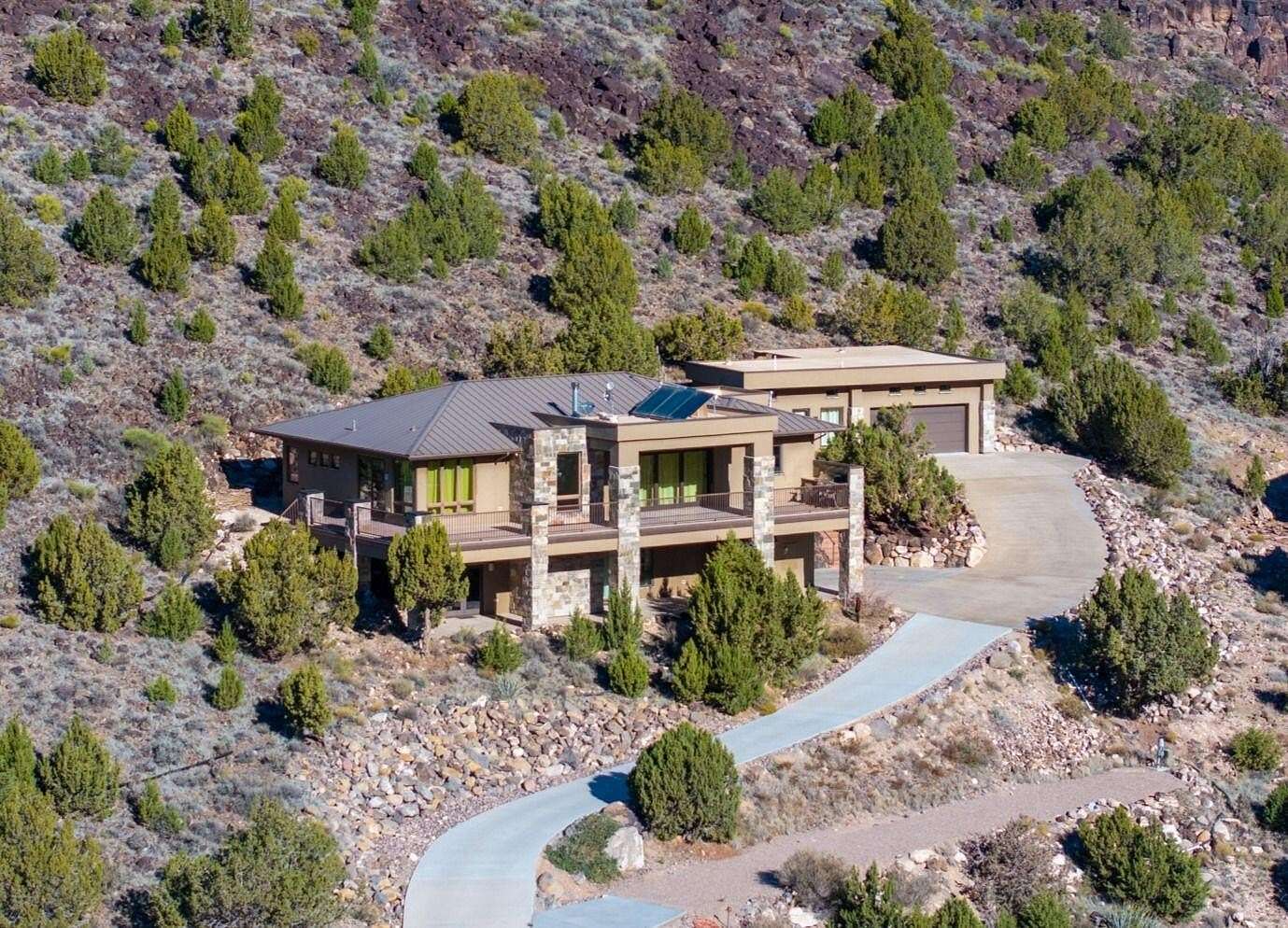 3.13 Acres of Residential Land with Home for Sale in Veyo, Utah