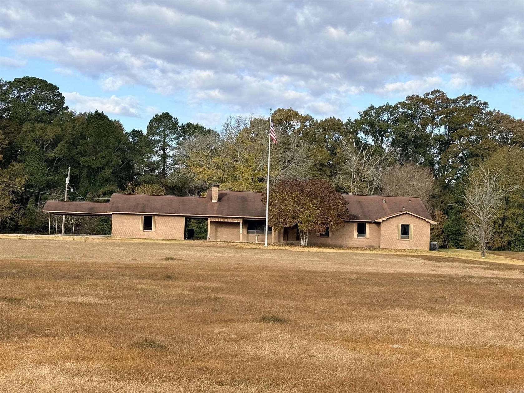 5 Acres of Improved Commercial Land for Sale in Camden, Arkansas