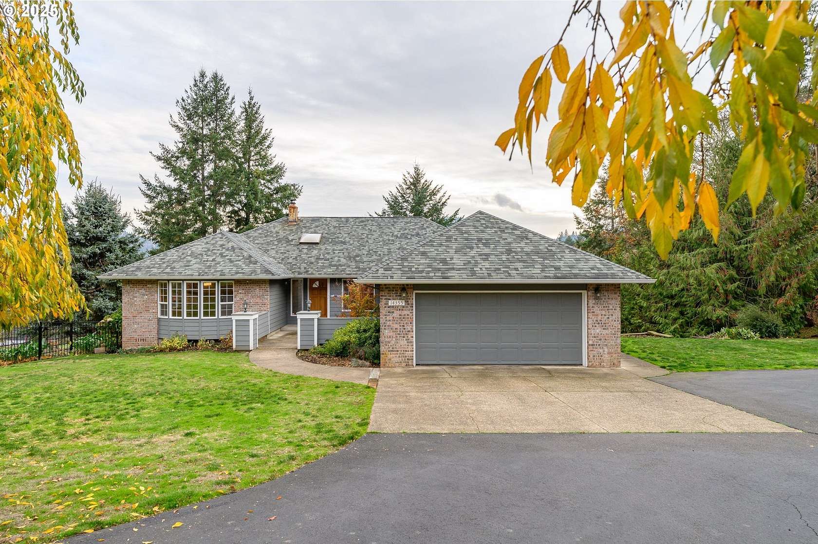 3 Acres of Residential Land with Home for Sale in McMinnville, Oregon