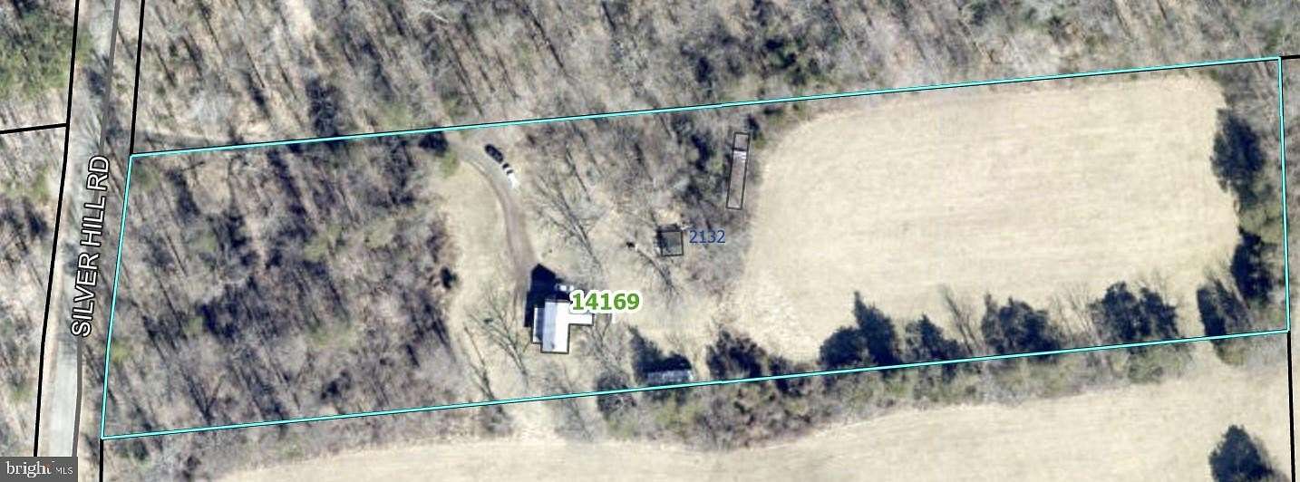4.5 Acres of Residential Land with Home for Sale in Sumerduck, Virginia